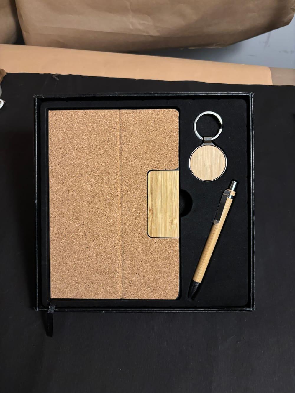 Diary, Pen & Keychain